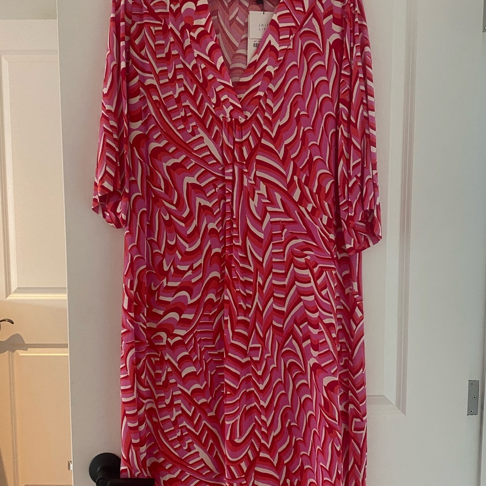 NWT. Zara beach cover up